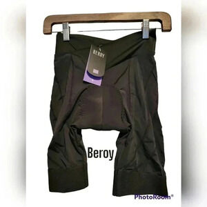 Beroy Womans Bike Shorts S NWT